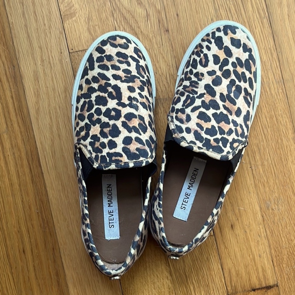 Steve Madden Leopard sneakers - Picture 2 of 2